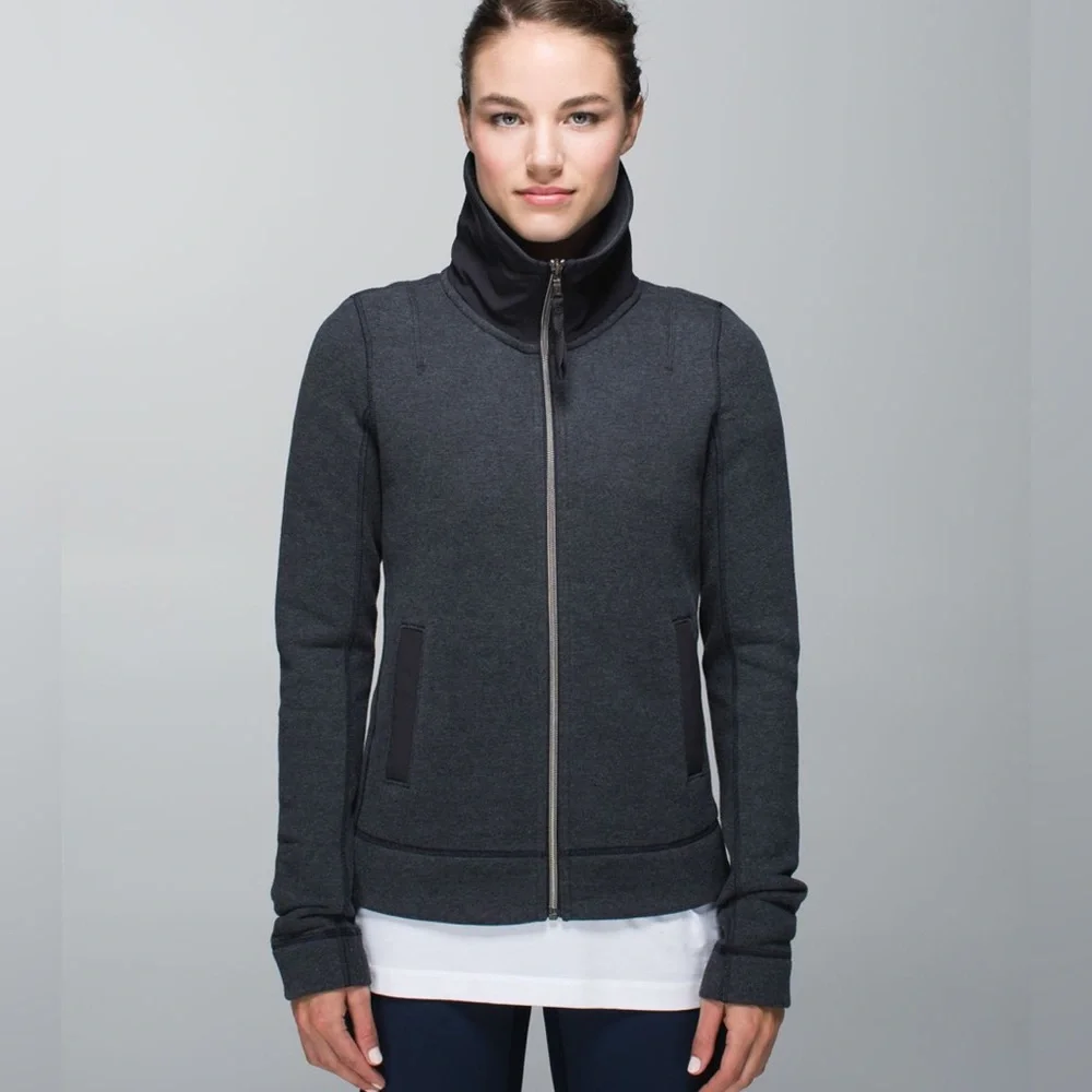 Lululemon En Route Grey Black Zippered Jacket